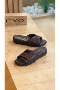 Related product image Ceyo Mules