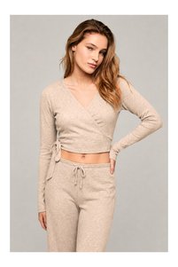 Related product image Kom Pajama Tops