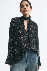 İlgili ürün resmi H&M Bluz