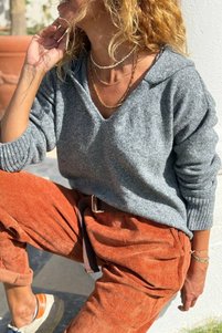 Related product image Güneşkızı Sweaters