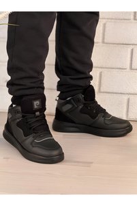 Related product image Pierre Cardin Sneakers