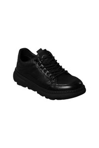Related product image Guja Flats