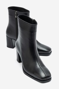 Related product image luvishoes Boots