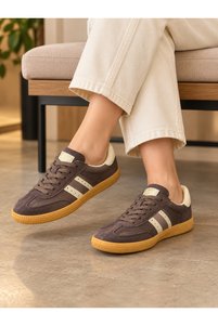 Related product image Trendline Sneakers