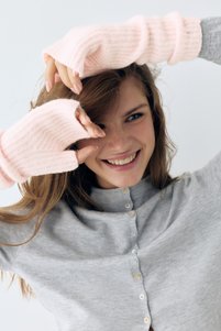 İlgili ürün resmi Pull & Bear Eldiven