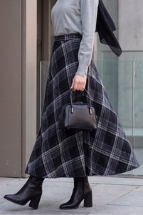 Related product image Modamorfo Skirts