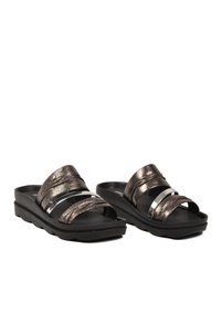 Related product image Pierre Cardin Mules
