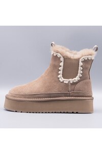 Related product image Gusse Boots