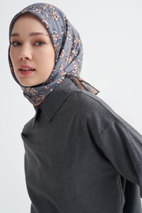 Related product image carell Headscarves