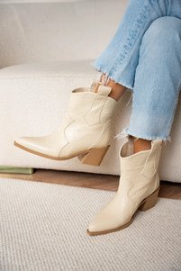 Related product image LAMİNTA Boots