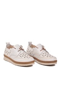 Related product image Voyager Flats