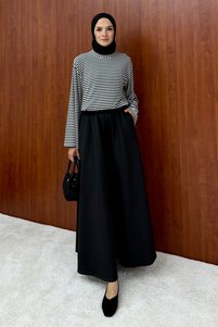 Related product image Melike Tatar Skirts