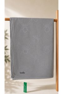Related product image Benetton Shawls
