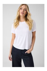 Related product image Guess T-Shirts