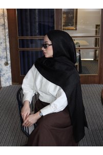 Related product image JAWEL Shawls