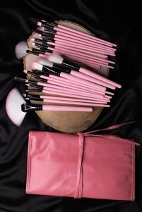 Zugehöriges Produktbild Make-up-Pinsel