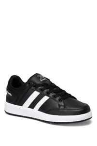 Related product image Kinetix Sneakers