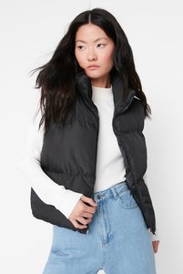 İlgili ürün resmi Trendyolmilla Yelek