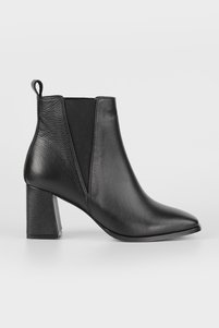 Related product image TUNAELLİ Boots