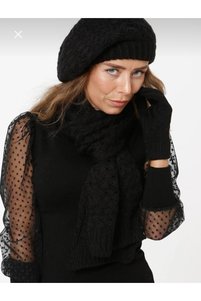 Related product image FATELLA Scarf Beanie Gloves Set