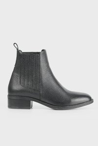 Related product image TUNAELLİ Boots