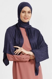 Related product image Differenza Shawls