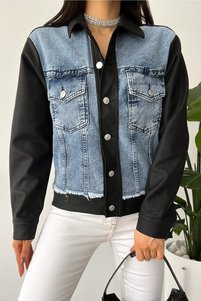 Related product image FEMELLE Jackets