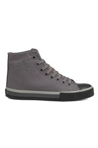 Related product image United Colors of Benetton Sneakers