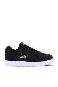 Related product image Slazenger Sneakers
