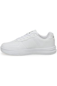 Related product image Kinetix Sneakers