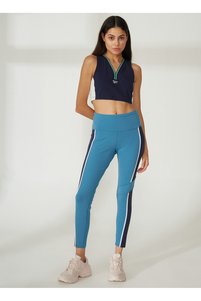 İlgili ürün resmi Reebok Tayt