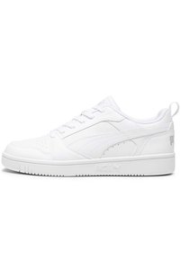 Related product image Puma Sneakers