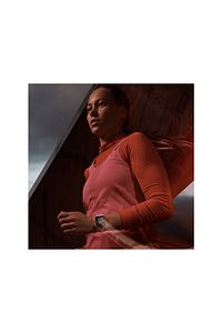 Watch Series 9 GPS MR963TU/A 45 mm Yıldız Işığı Alüminyum Kasa ve Yıldız Işığı Spor Kordon - S/M ürün fotoğrafı