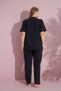 Büyük Beden Kadın Siyah Kısa Kollu Pamuklu Önden Düğmeli Biyeli Pijama Takımı ürün fotoğrafı