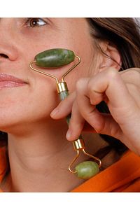 Yeşim Face Ve Yeşim Kalp Gua Sha Masaj Taşı Premium Set ürün fotoğrafı