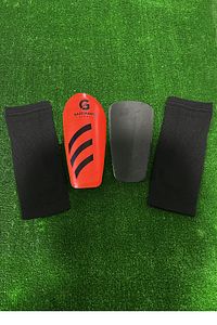 Profesyonel Tekmelik Kaval Koruyucu Konç Çoraplı Futbol Tekmeliği Futbolcu Kavallık Çoraplı Tekmelik ürün fotoğrafı