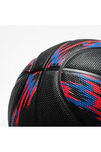 7 Numara Tarmak Erkek Basketbol Topu - 7 Numara - Siyah / Kırmızı / Mavi - R500 Siyah Pompa dahil d ürün fotoğrafı