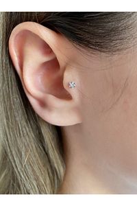 Cerrahi Çelik Gümüş Renk Yıldız Tek Taş Tragus Helix Kıkırdak Conch Piercing ürün fotoğrafı