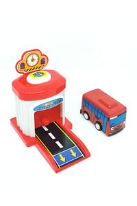 4 Lü Set Tayo Otobüs Ve Garaj Seti Tayo Oyuncakları Tayo Otobüs Garajı ürün fotoğrafı