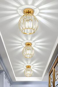 Bella Luce Model Gold Kaplama Kristal Taşlı Metal Gövde Modern Her Alana Uygun Lüx Plafonyer Avize ürün fotoğrafı