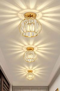 Bella Luce Model Gold Kaplama Kristal Taşlı Metal Gövde Modern Her Alana Uygun Lüx Plafonyer Avize ürün fotoğrafı