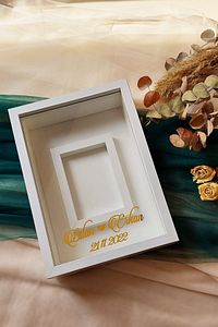 Yeni Model 25x35 Cm Beyaz Fotoğraf Alanlı Model Tasarım Anı Çerçevesi! Isimli Ledsiz ürün fotoğrafı