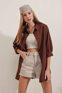 3900 Oversize Uzun Basic Gömlek - Kahverengi ürün fotoğrafı