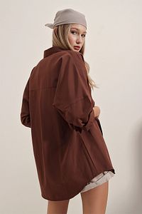 3900 Oversize Uzun Basic Gömlek - Kahverengi ürün fotoğrafı