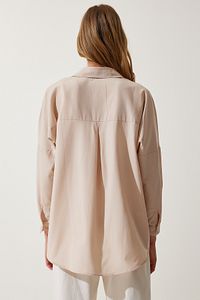 Kadın Krem Oversize Uzun Basic Gömlek DD00842 ürün fotoğrafı
