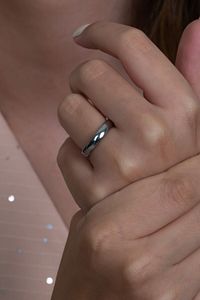 Unisex 4mm Ince Bombeli Erkek Kadın Çelik Alyans Yüzük Cl18 ürün fotoğrafı