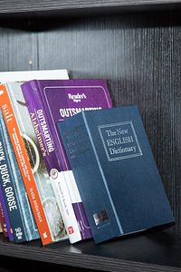 Altın Para Saklama Kutusu Kitap Görünümlü Çelik Mini Kasa Evrak Takı Para Saklama Kilitli Sandık ürün fotoğrafı