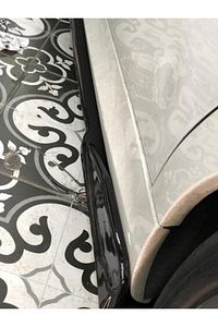 Bmw E90 Marşpiyel Lipi Flaplı Parlak Siyah ürün fotoğrafı
