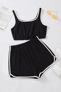 Kadın Siyah Askılı Crop Top ve Şortlu Gecelik Takım ürün fotoğrafı