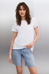 Samantha Kadın %100 Organik Pamuklu Comfort Fit Arkası Uzun Basic Örme Beyaz T-shirt ürün fotoğrafı